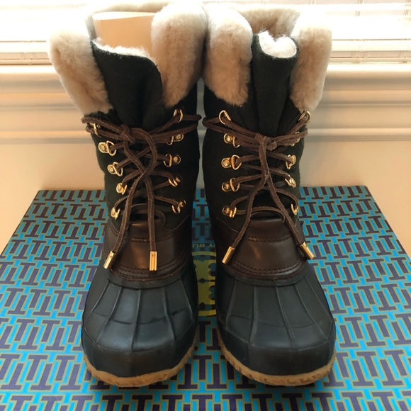 Tory Burch Shoes - Tory Burch fur and leather snow duck boots